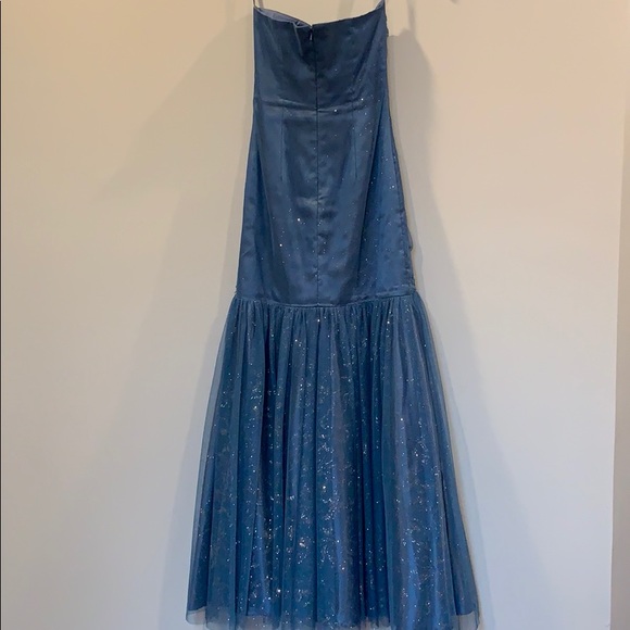 Blue Prom dress - Picture 2 of 8